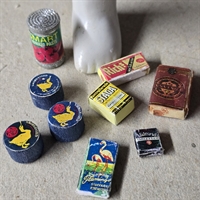 richs-div-papvarer-koebmandsvarer-dukkehusting-miniature-varer